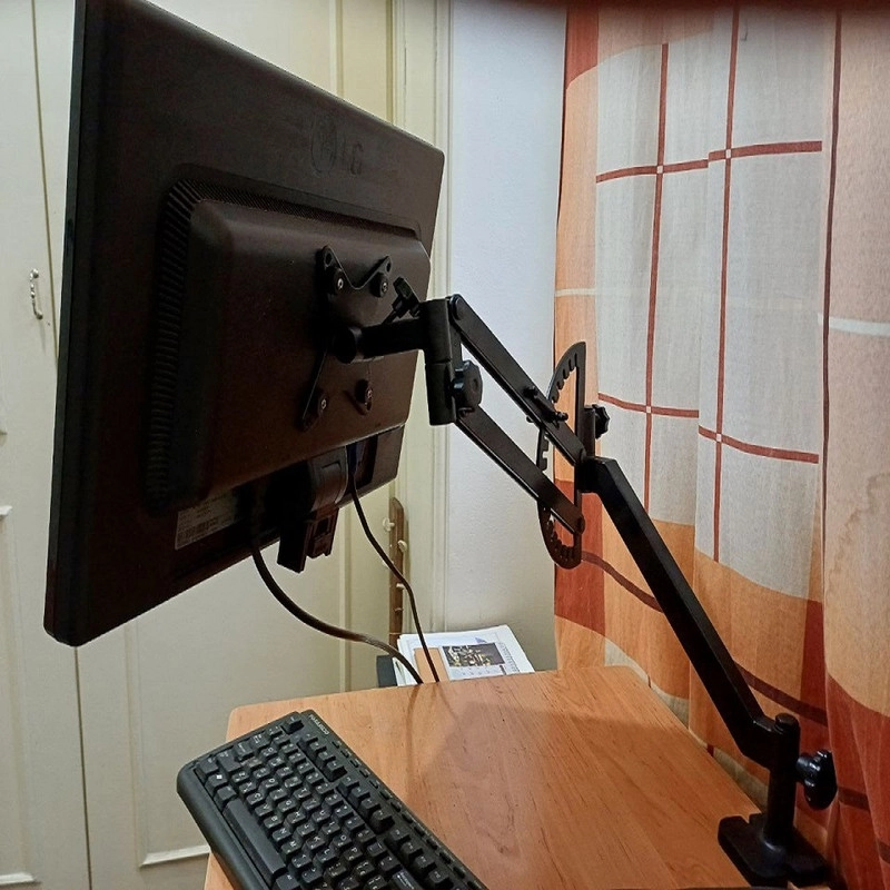 پایه نگهدارنده مانیتور مدل Huco-A2